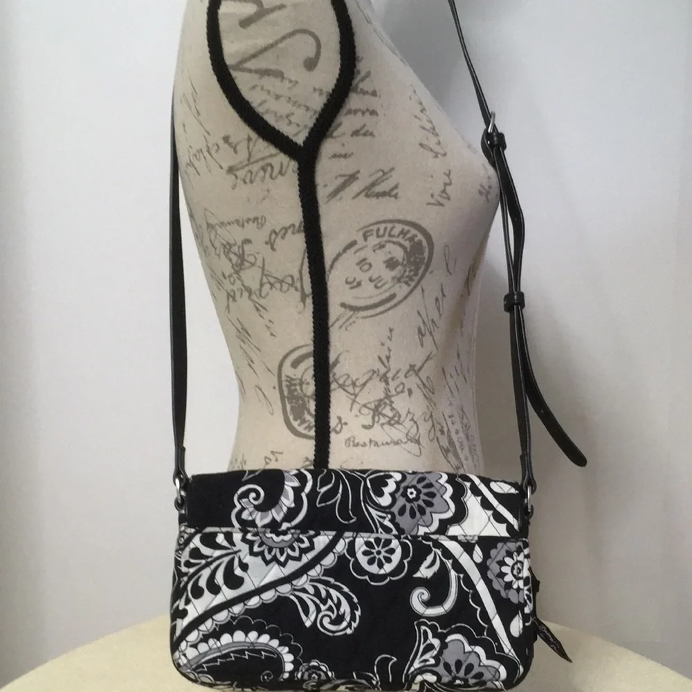 Vera Bradley Turn Lock Shoulder Crossbody Bag in Midnight Paisley - Picture 4 of 13